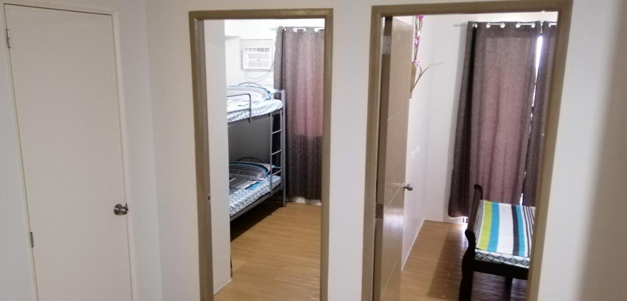 Pine Suites Tagaytay 2 Bedroom W/ Netflix And Parking, Wifi, Balcony, And Great View تاجيتاي المظهر الخارجي الصورة