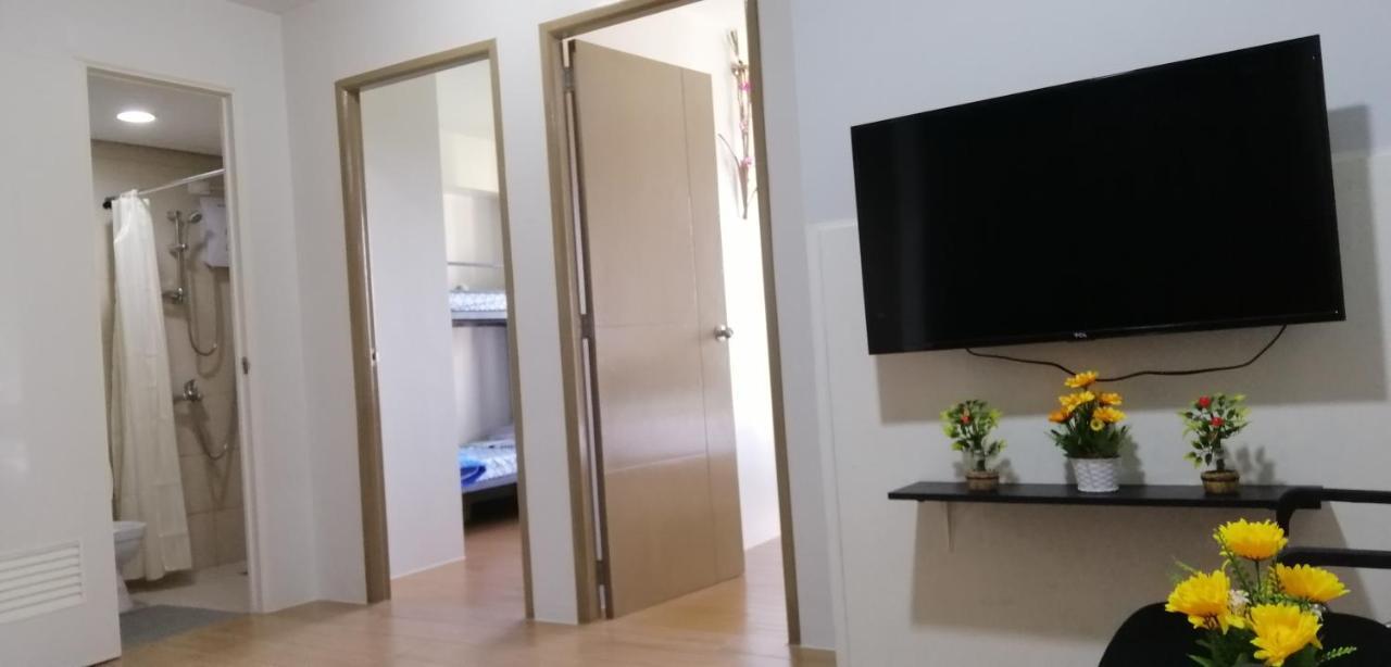 Pine Suites Tagaytay 2 Bedroom W/ Netflix And Parking, Wifi, Balcony, And Great View تاجيتاي المظهر الخارجي الصورة